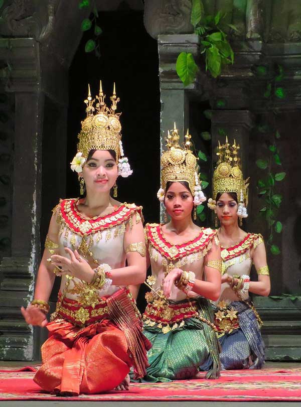 tour Laos Vietnam e Cambogia con guida italiana tour Laos Vietnam e Cambogia con guida italiana